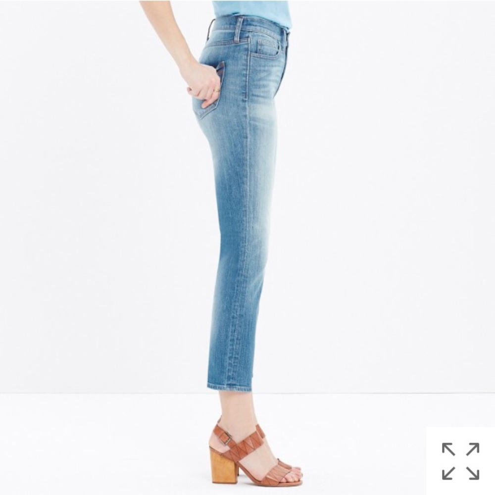 Madewell kick out crop jeans in thom wash - Picture 2 of 9